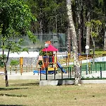 Parque De Campismo Orbitur Valado キャンプ場
