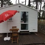 キャンプ場 Parque De Campismo Orbitur Valado 3*