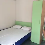 キャンプ場 Parque De Campismo Orbitur Valado