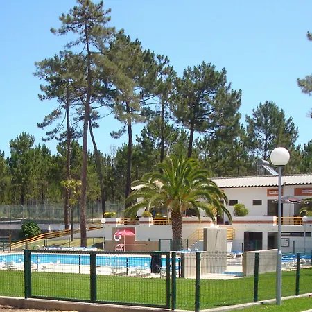 Parque De Campismo Orbitur Valado Campsite Nazare