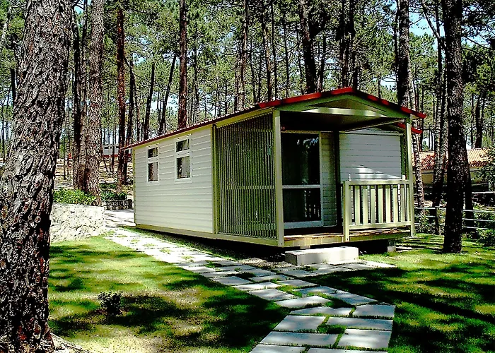 Parque De Campismo Orbitur Valado 营地 3*