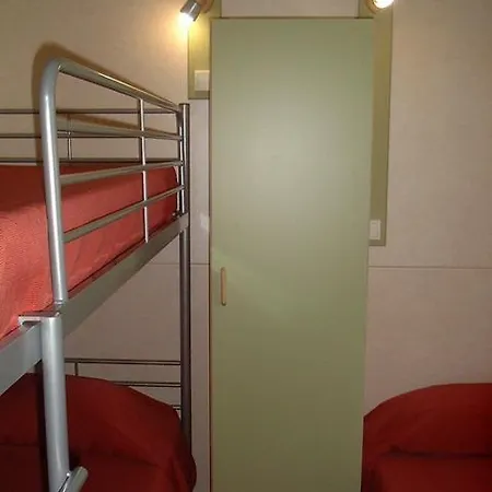 Parque De Campismo Orbitur Valado Campsite