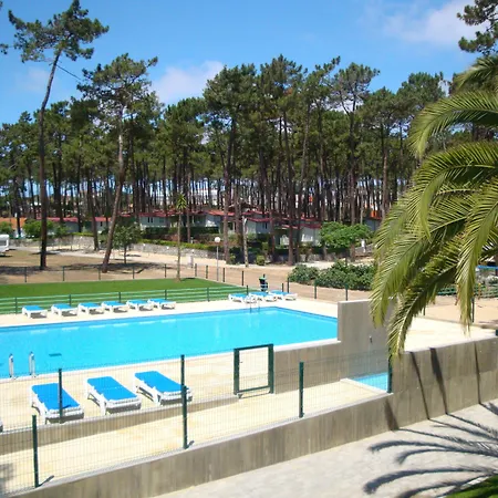 Parque De Campismo Orbitur Valado 3* Назаре