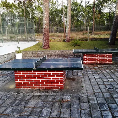 Parque De Campismo Orbitur Valado Kemping