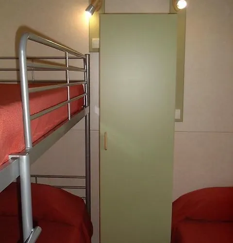 Parque De Campismo Orbitur Valado Kemping