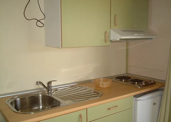 Parque De Campismo Orbitur Valado Kemping Nazaré